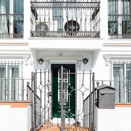 Loft En Primera Linea Del Paseo Maritimo Malaga Exterior photo